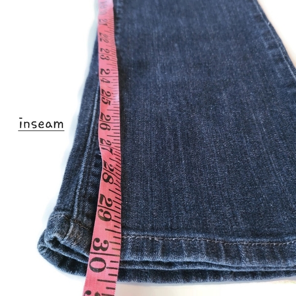 *SOLD* Levi's 515 Mid Rise Bootcut Jeans Dark Denim Women's Size 4M 27x32 - Picture 5 of 9